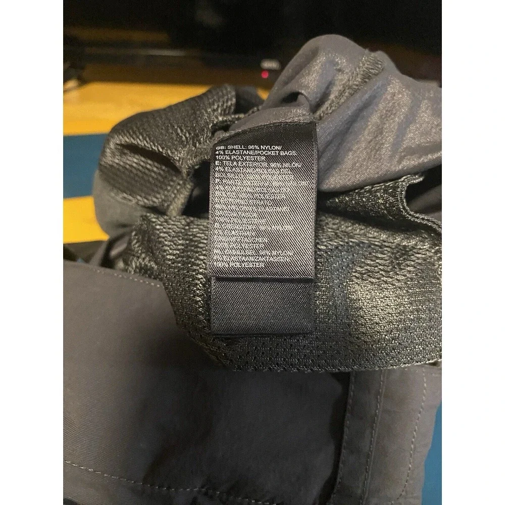 The North Face Shorts Men 40 Hiking Nylon Belted Grey 9.5